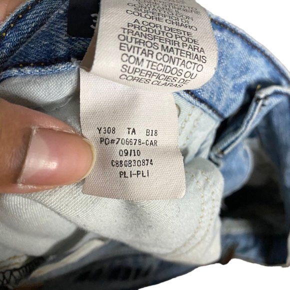 Tommy Hilfiger Men's Light Wash Premium Slim Straight Denim Jeans - Picture 10 of 11